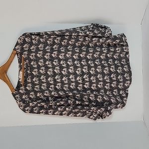 Pixley Women's Black Tan Elephants Roll Tab Top, M